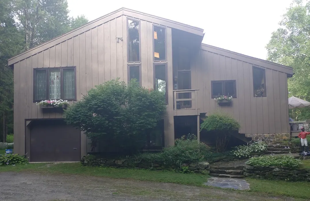 Cricket Hill Lodging-1