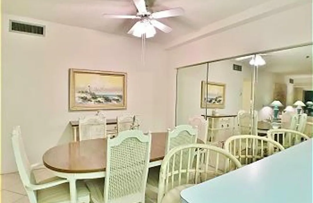 Beach Condo On Siesta Key Beach W/ Heated Pool-1