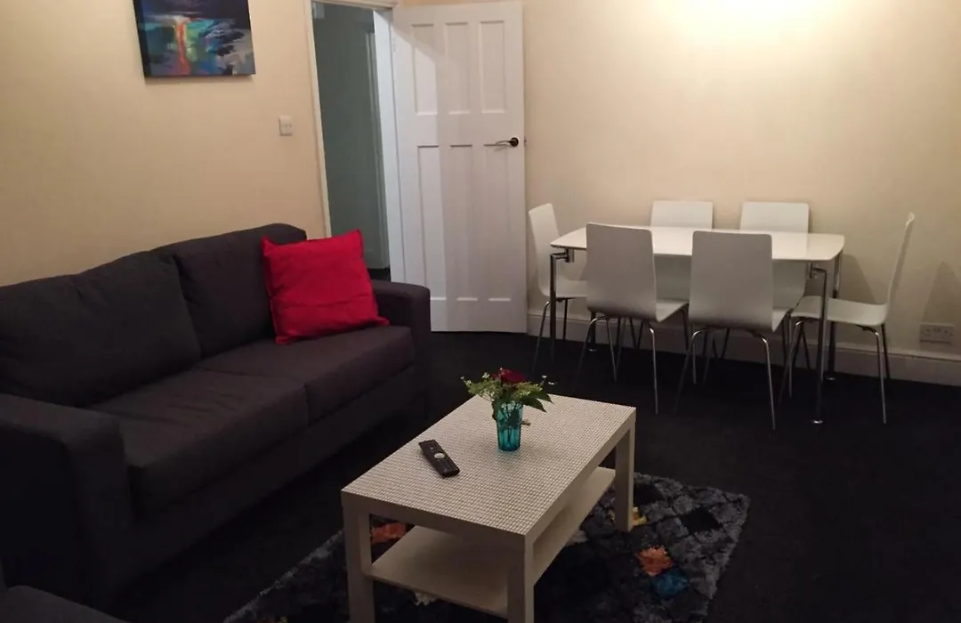 Marble Apartments Tooting House-1