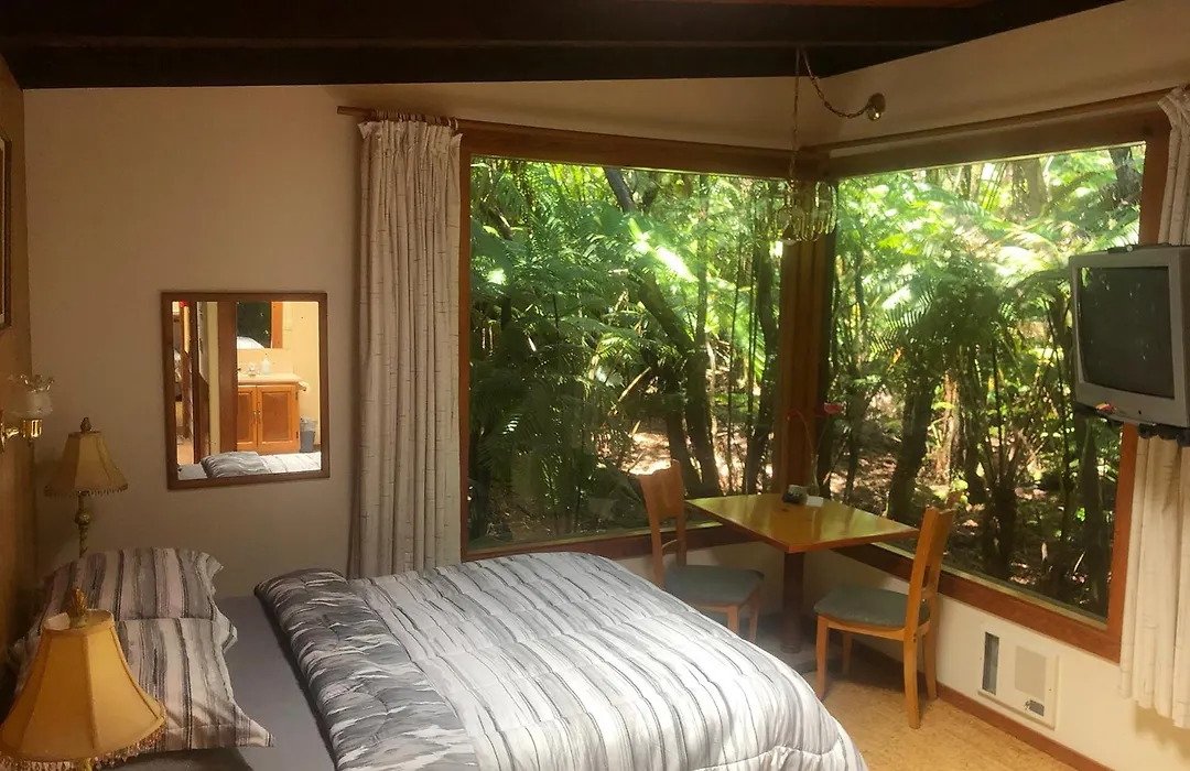 Volcano Inn Bed N Breakfast-1