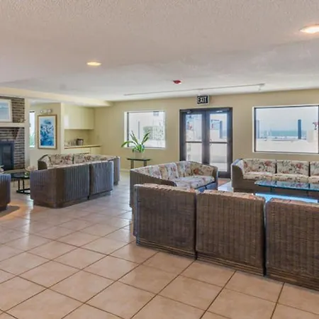 Oceanfront Paradise With Luxury Amenities | Tradewinds 706-2