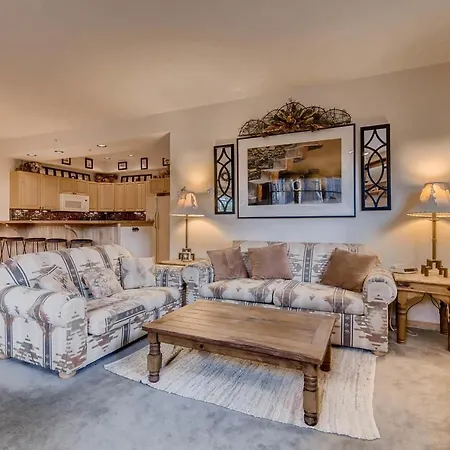 Corral At Breckenridge #102E - Access To Hot Tub - Close To Town-3