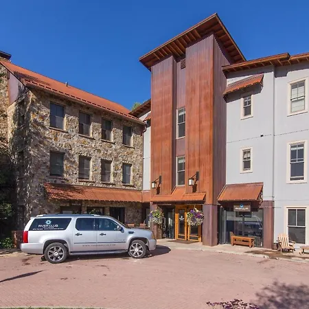 Affordably Priced 2 Bedroom - Riverclub2Br-2