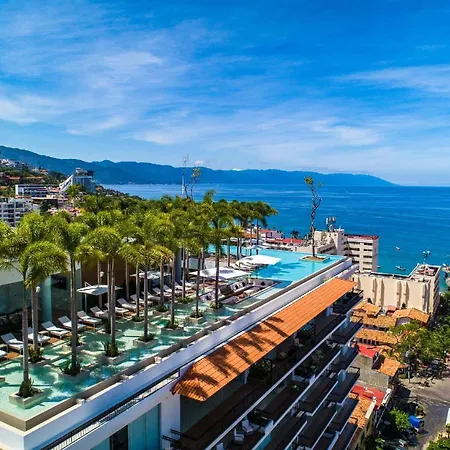 Pier 57 - 510 Luxury Rooftop 2 Bedroom Condo In Romantic Zone-2