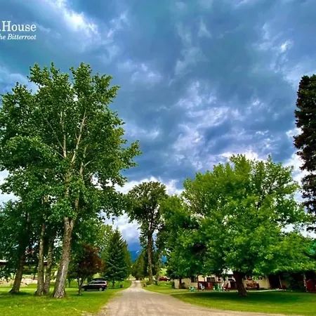 Hannon House-3