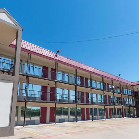 Magnuson Extended Stay And Suites Airport Hotel-2