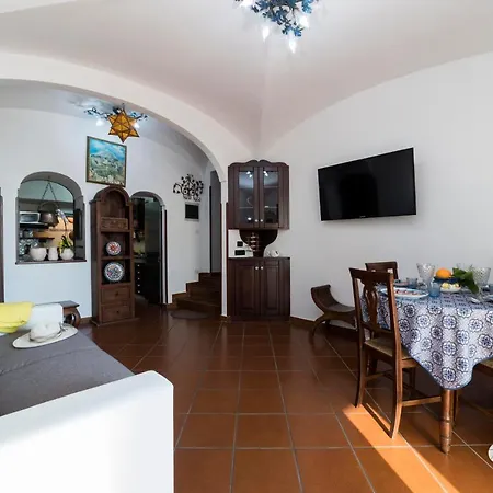 Estate4Home - Namily House-3