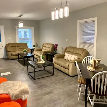 Spacious 5Br 2Bath Close To Niagara Falls And Casino-3