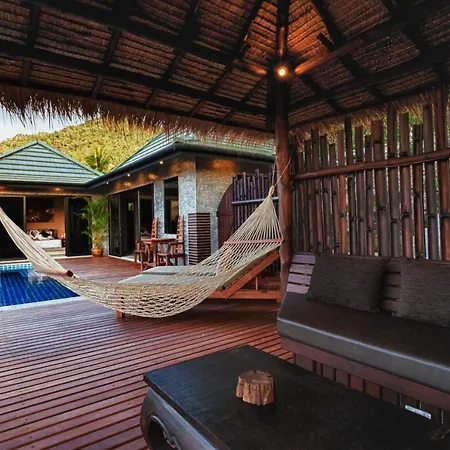 Koh Tao Heights Pool Villas-3