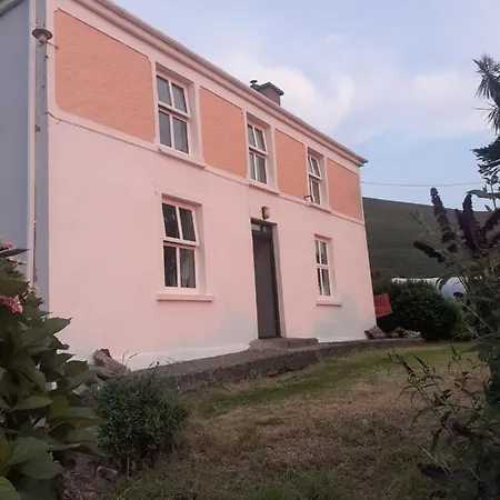 Gleann Loic Farmhouse-3
