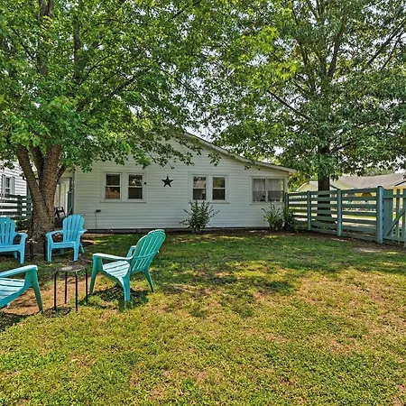 'The Blue Crab Cottage' - 3 Blocks From The Beach!-2