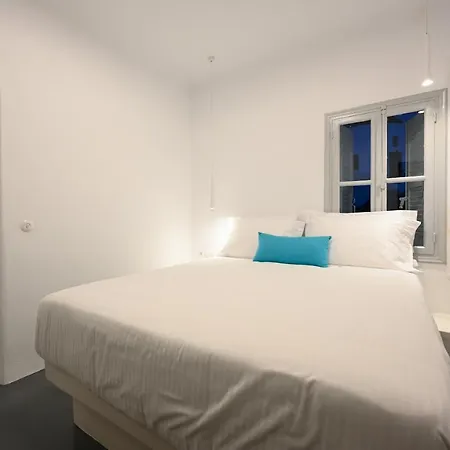 Cape Suite Oia-2