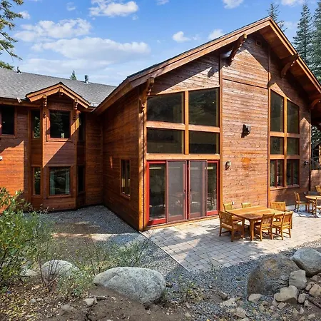 Bear Meadows Lodge - Hot Tub - Tahoe Donner Home-2