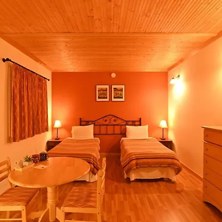 Kaleido Lodge Yukon-2