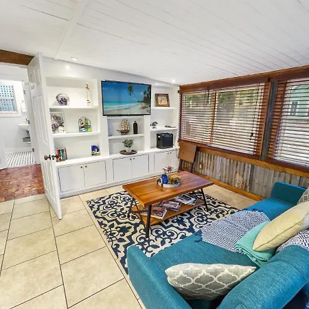 Island Hideout-2