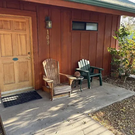 Whispering Pines Lodge-3