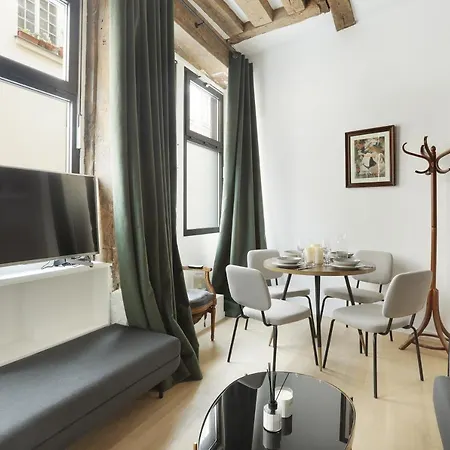 Apartment Saint Germain Des Pres By Studio Prestige-3