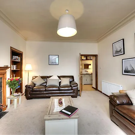 Argyll Mansions-2