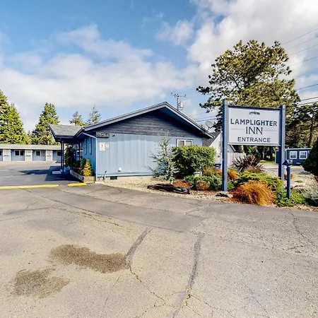 Lamplighter Inn-3