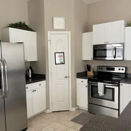 Tuscan Hills 4 Bedroom Pool Home W Game Room-2