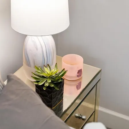 Willow Suite-2