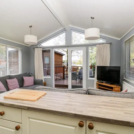 Wansfell Lodge-3