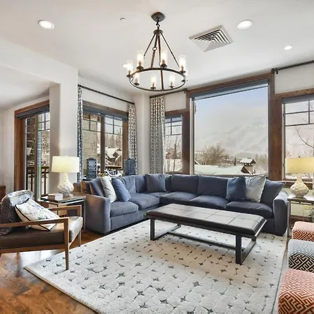 Silver Strike Lodge #407 - 4 Bed-2