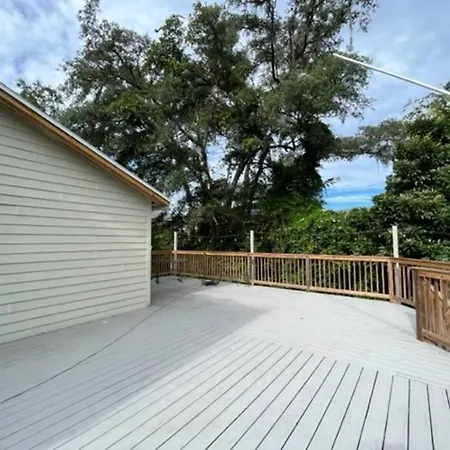 Resort Like House, 4 Bedrooms, 3 Bathrooms-3
