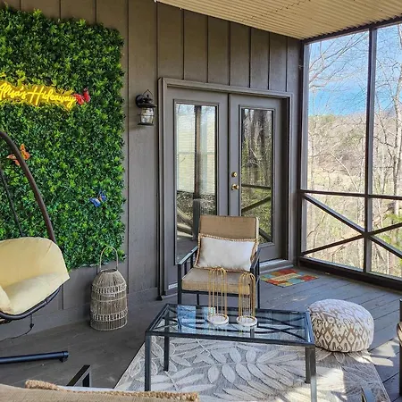 Hike, Golf & Swim! Rumbling Bald Resort Mtn Home-3