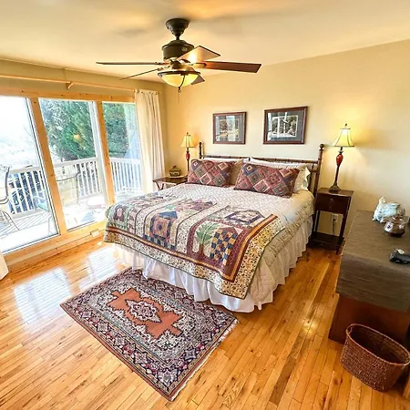 Tanasi Lodge Wake Up To Top-Of-The-World Views 10Br Sleeps 30-3