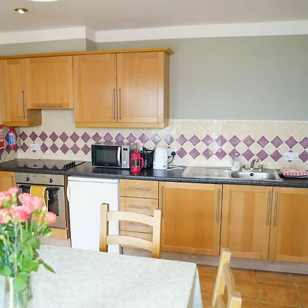 Dingle Courtyard Cottages - 3 Bed No 12-3