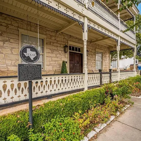 Historic Luxury 5Br Estate In Downtown Fredericksburg W Sunday House, Outdoor Fire Pit The Lincoln Street Inn By Boutiq-3