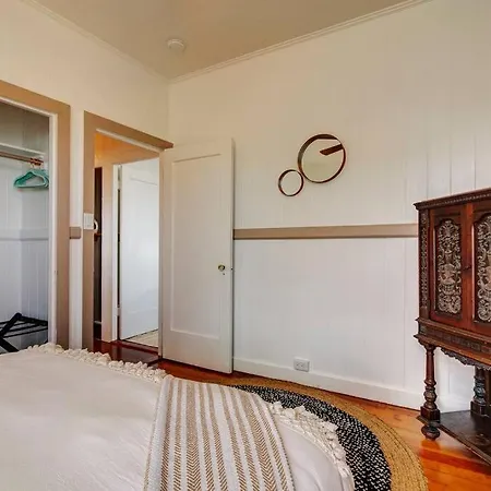 New Paddler'S Inn- 3Br Hilo Downtown-2