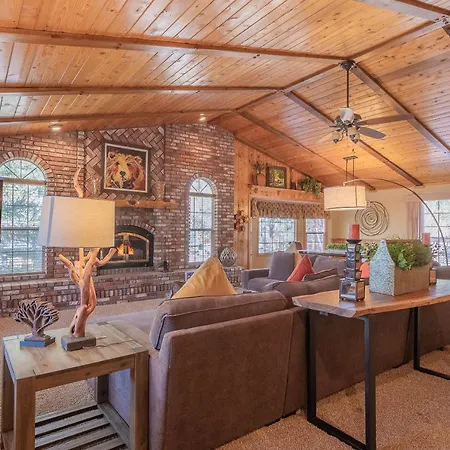 Stony Creek Cabin - Gorgeous Home In The Eagle Mountain Estates-3