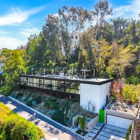 Experience Eco-Luxury At Its Finest - Centrally Located Clea House In San Diego!-3