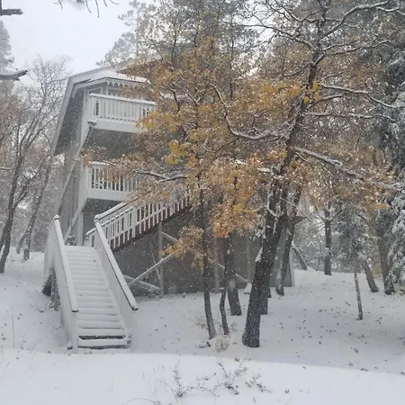 Lunar Lodge - Forest Views | Fireplace | Smart Tv-3