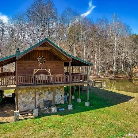 Spectacular Mtns Views With Private Hot Tub With Pool Table And Private Pond-3