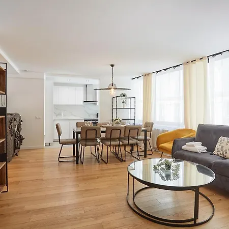 Residense Montmartre By Studio Prestige-3