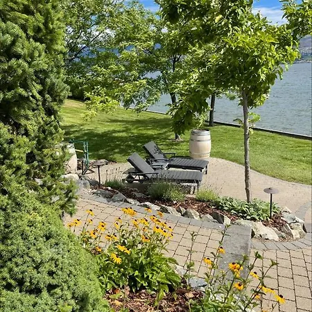 Lake House At Quails' Gate Winery-3