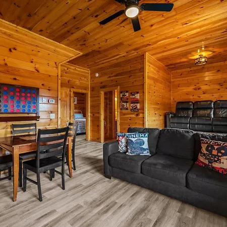 Million Dollar View - Games, Hot Tub & Movie Theater!-2