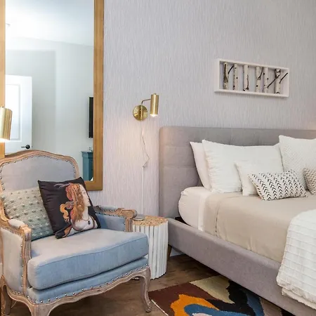 Fun And Roomy Close To Everything-2