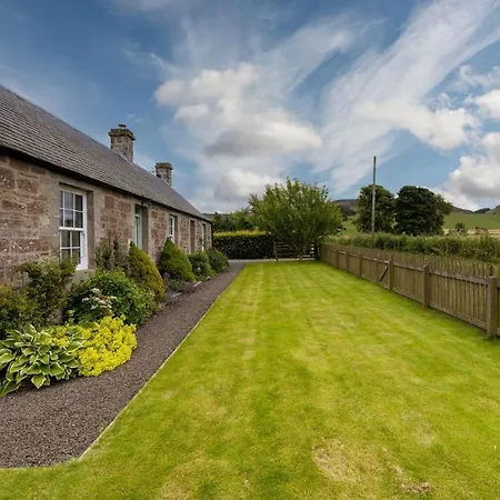 Hill View Cottage-2