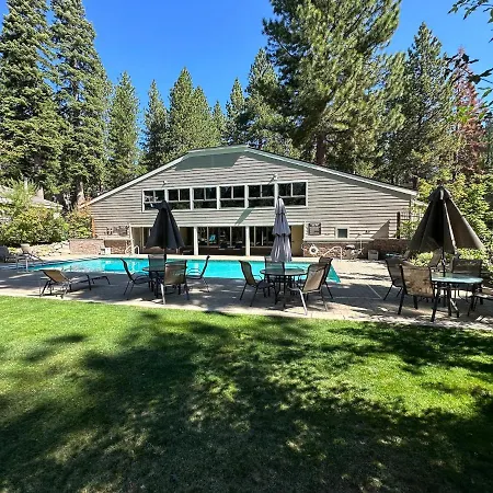 Forest Pines Retreat-3