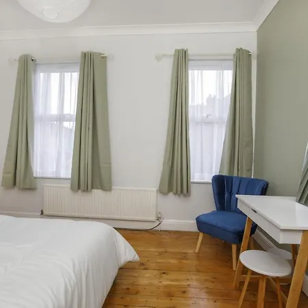 208 Salisbury Terrace-3