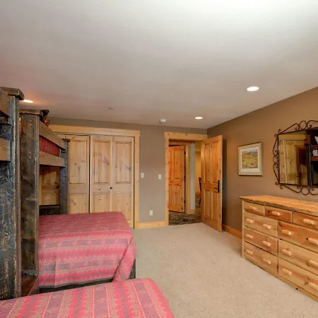 Mdw Red Feather Lodge-2