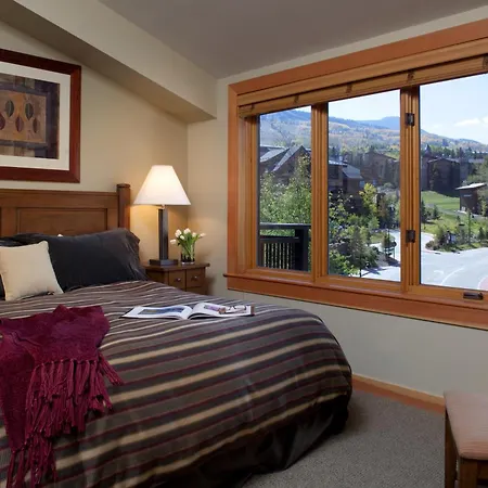 Capitol Peak Lodge-2