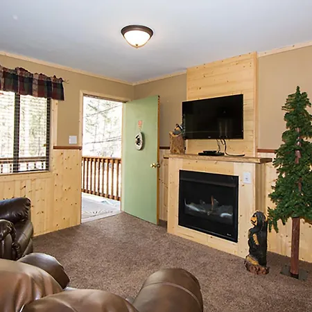 Upper Canyon Inn & Cabins-2