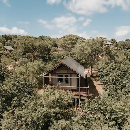 Ndhula Luxury Tented Lodge-3