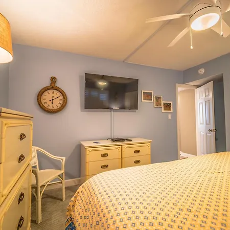 Arcadian II 3E - Oceanfront - Shore Drive Section-3