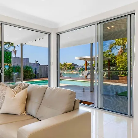Luxurious Waterfront 5 Bedroom Coastal Retreat On Amarina-3